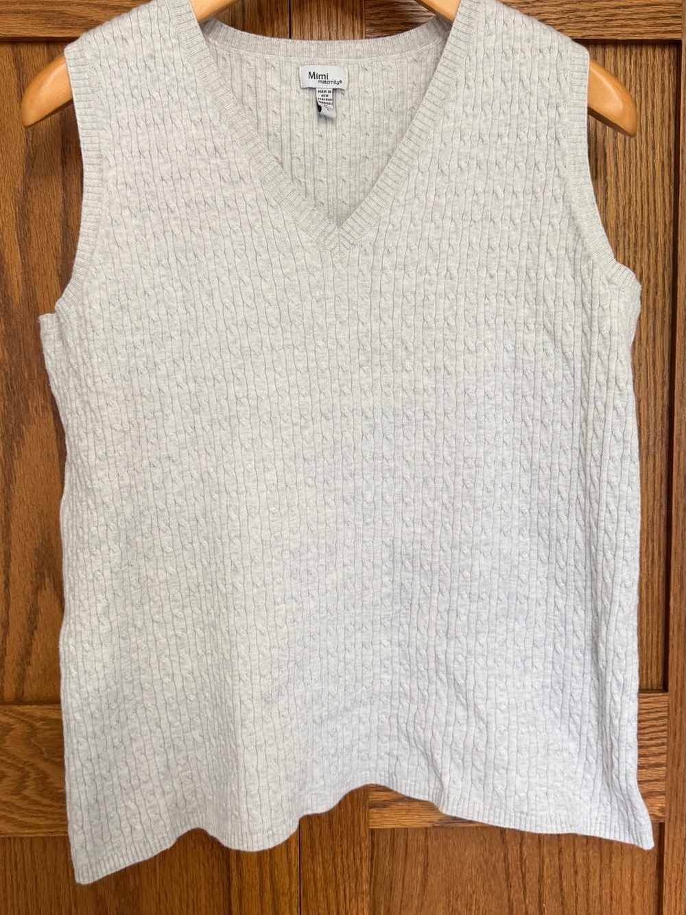 Mimi Maternity Cable‑Knit V‑Neck Sweater Tank